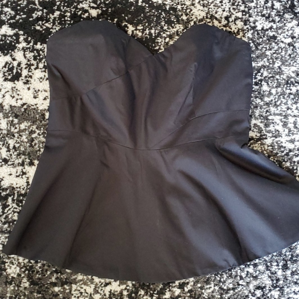 NWOT Strapless Peplum Top
